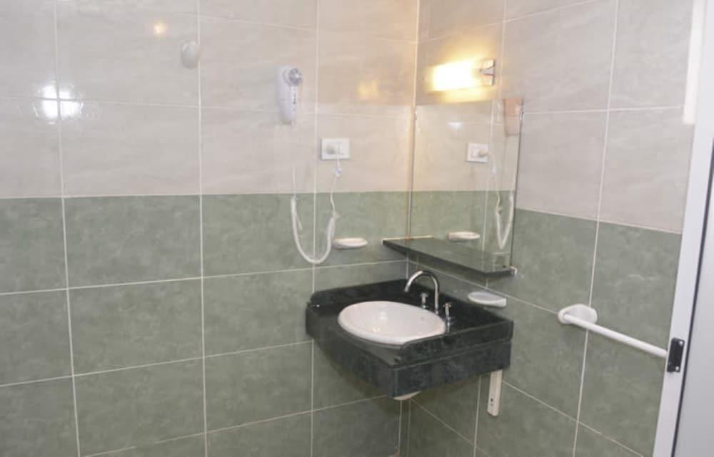 Altos Del Iguazu Ξενοδοχείο Πουέρτο Ιγκουασού Εξωτερικό φωτογραφία